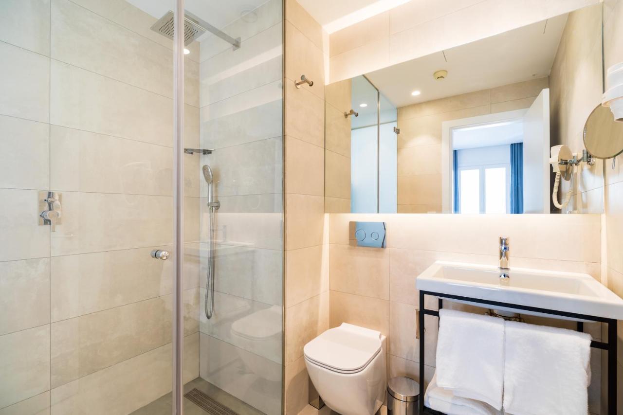 Dormos Hotel Καντίζ Εξωτερικό φωτογραφία